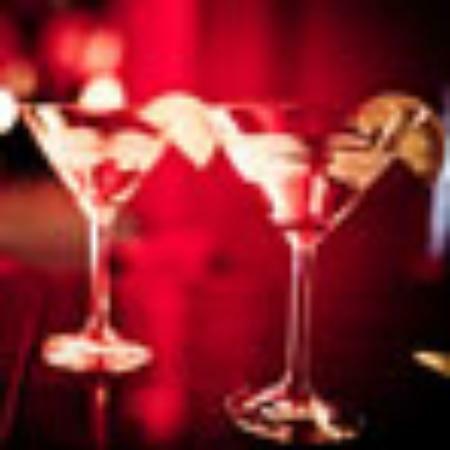 Tavalo Wine Bar & Tuscan Grille